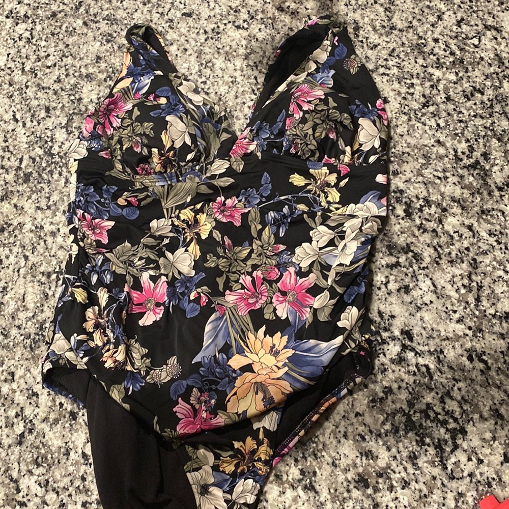 Bathing suit